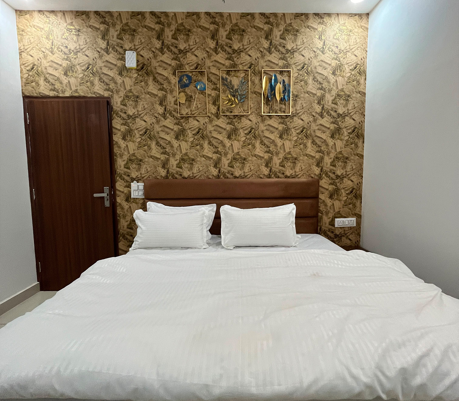 Normal Room