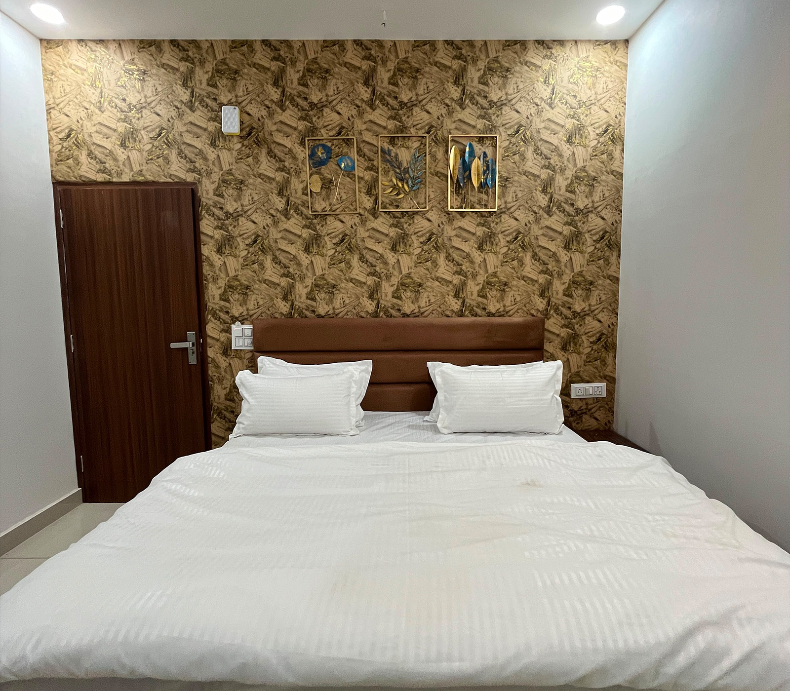 Normal Room